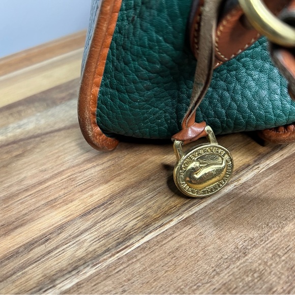 Vintage Green Dooney & Bourke Surrey Crossbody Messenger bag - Picture 6 of 10